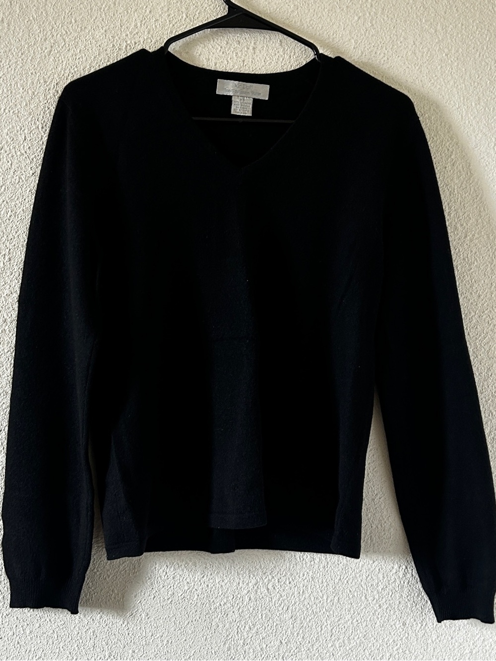 VTG Mc Duff 100% Cashmere Soft Knit Vneck Sweater Women’s XSmall Black